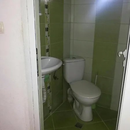 Feriehus Къща За Гости Тео Dospat